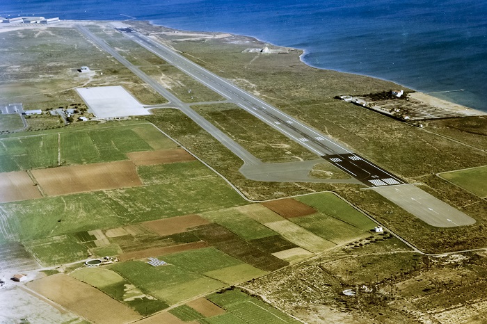 El Aeropuerto de Murcia-San Javier cumple 50 años abierto al tráfico civil